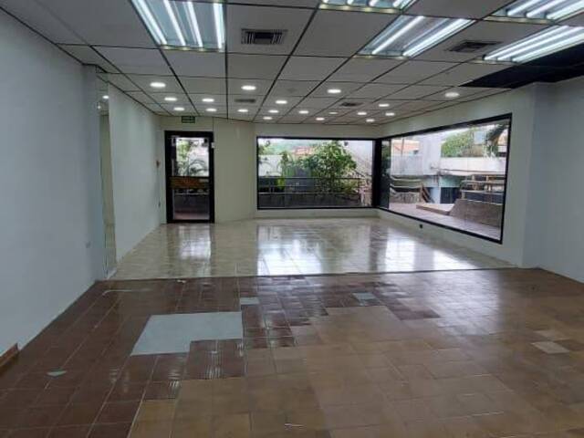 Local / Casa Comercial para Alquiler en Valencia - 3