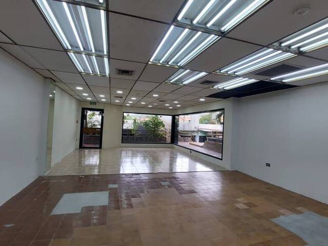 Local / Casa Comercial para Alquiler en Valencia - 4