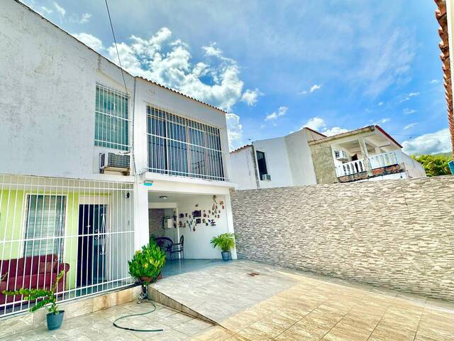 #297612 - Casa para Venta en San Diego - G - 2
