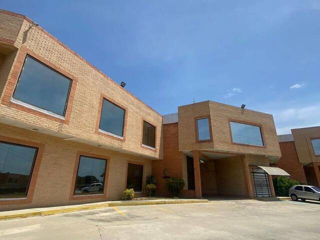 Venta en Parque Industrial Castillito, CCI INDUCENTRO - San Diego