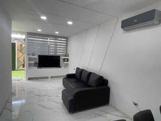 #299611 - Casa para Venta en San Diego - G - 2