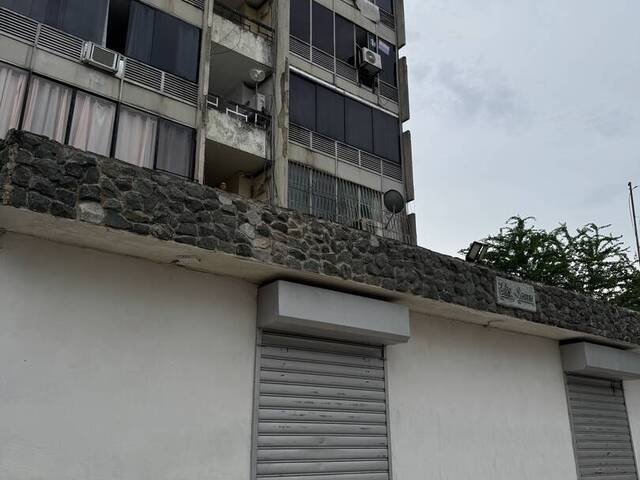 Venta en Avenida Bolivar - Valencia