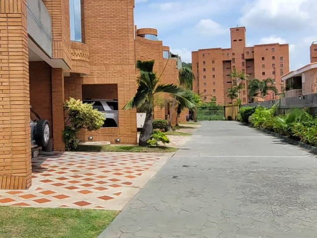#242911 - Townhouse para Venta en Valencia - G - 2