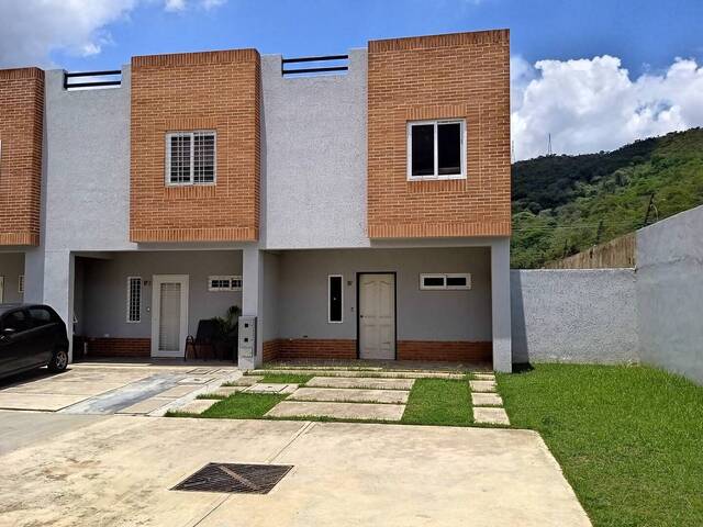 #304459 - Townhouse para Venta en  Naguanagua - G - 2