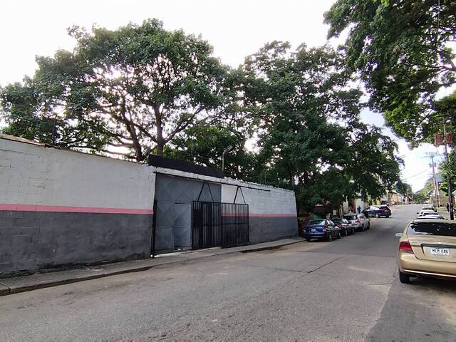 #305921 - Galpón para Alquiler en Valencia - G - 2