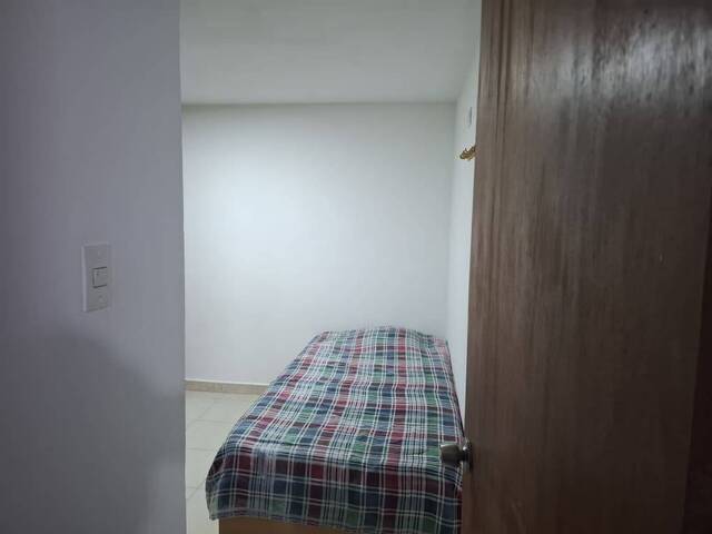 Apartamento para Alquiler en  Naguanagua - 5