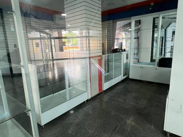 #28372 - Local / Casa Comercial para Venta en  Naguanagua - G - 2