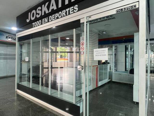 Local / Casa Comercial para Venta en  Naguanagua - 4
