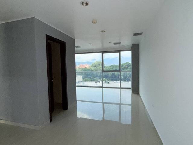 #306557 - Oficina para Alquiler en  Naguanagua - G - 3