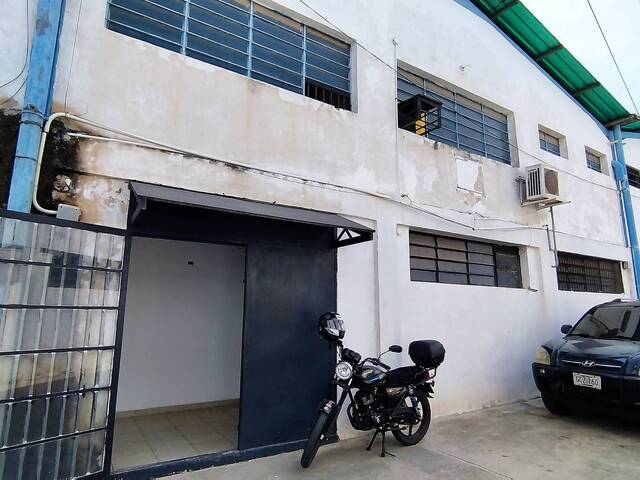 #306943 - Galpón para Alquiler en Valencia - G - 3