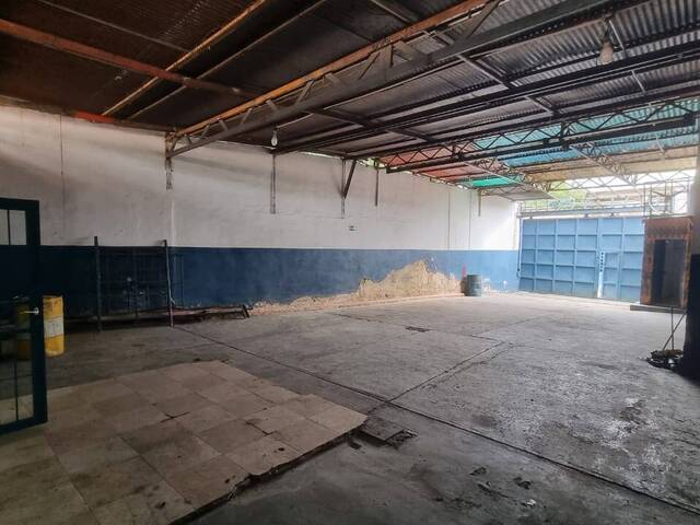 Galpón para Venta en Valencia - 4