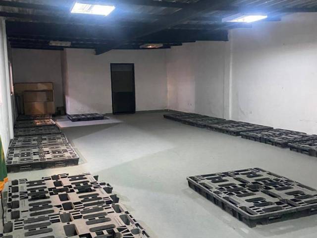 Galpón para Venta en Los Guayos - 5