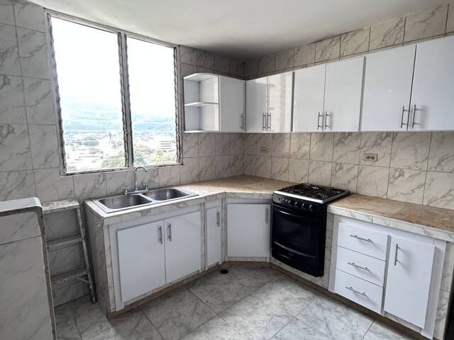 Apartamento para Alquiler en  Naguanagua - 5