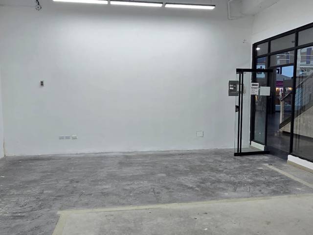 Local / Casa Comercial para Alquiler en Naguanagua - 4