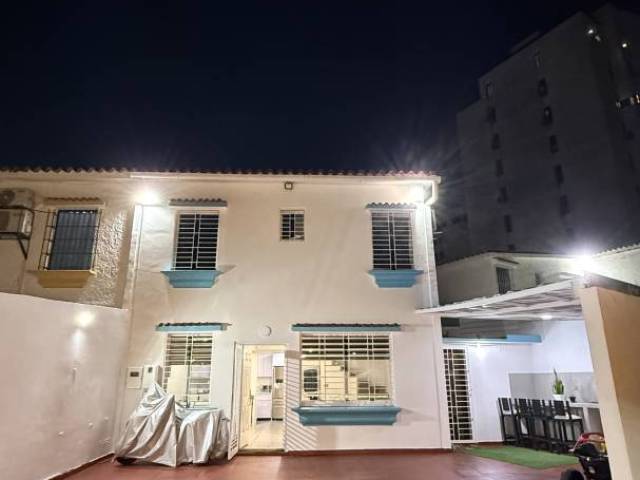 #313464 - Casa para Venta en Valencia - G - 1
