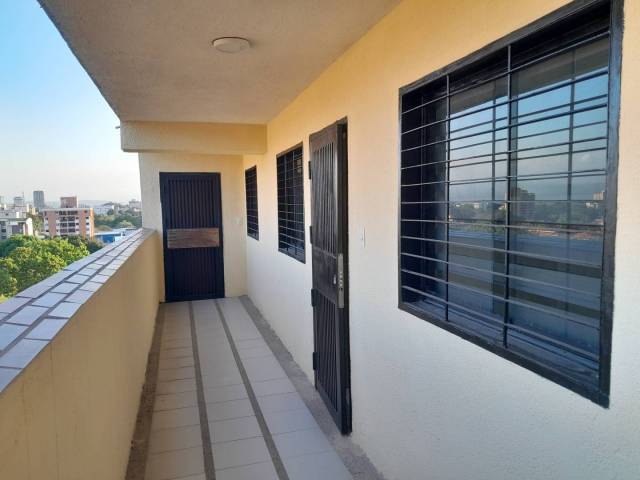 #0001 - Apartamento para Alquiler en Valencia - G - 2