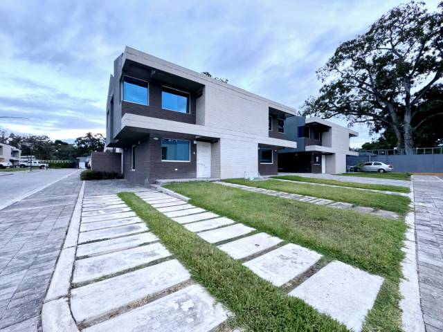 #313920 - Townhouse para Venta en San Diego - G - 1