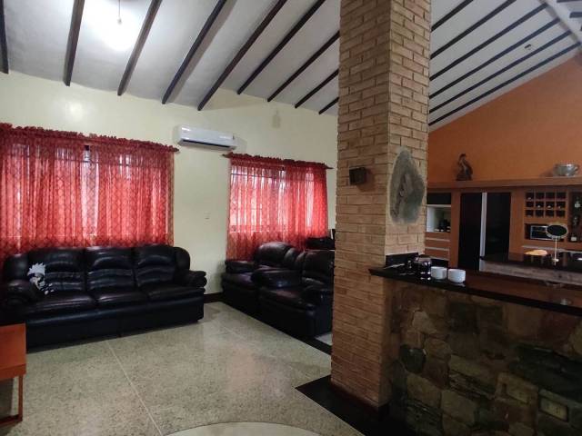 Casa para Venta en Tocuyito - 4