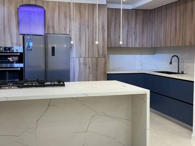 #29290 - Townhouse para Venta en Valencia - G - 2