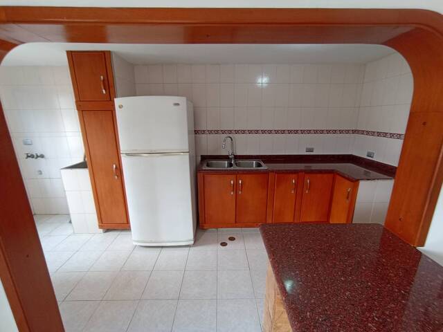 Apartamento para Alquiler en  Naguanagua - 4
