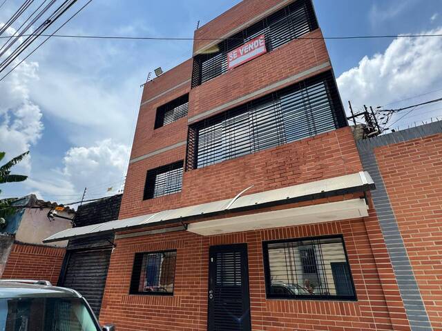 Edificio comercial para Venta en Valencia - 2