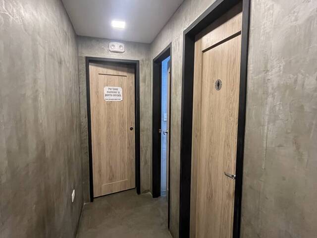Local / Casa Comercial para Alquiler en Valencia - 4