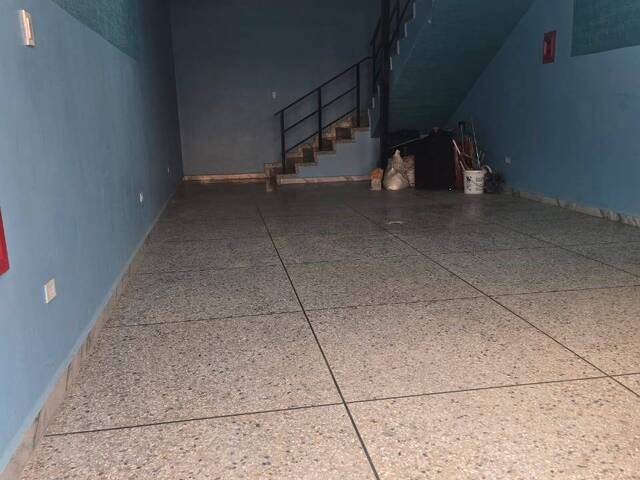 Local / Casa Comercial para Venta en  Naguanagua - 5