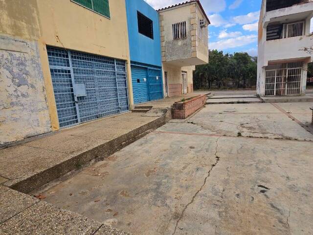 #317840 - Local / Casa Comercial para Venta en  Naguanagua - G