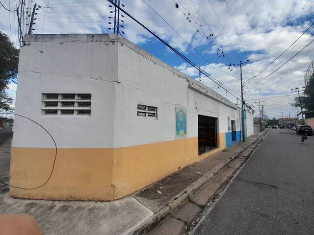 #318363 - Local / Casa Comercial para Alquiler en Los Guayos - G