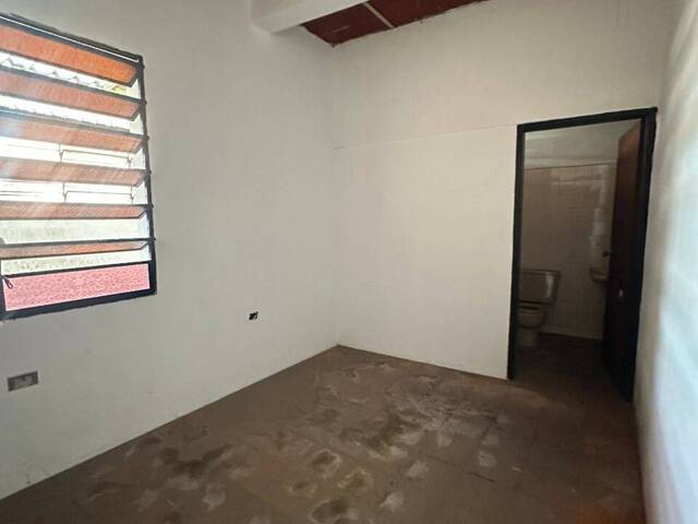 Galpón para Venta en Valencia - 4