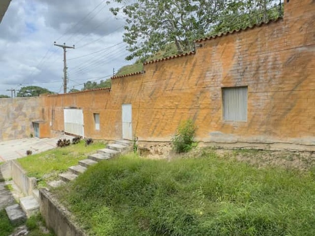 Venta en La Entrada  -  Naguanagua