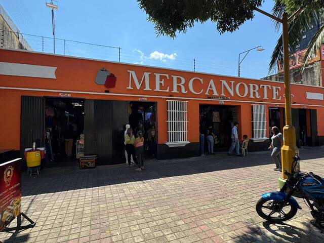Local / Casa Comercial para Venta en Valencia - 3