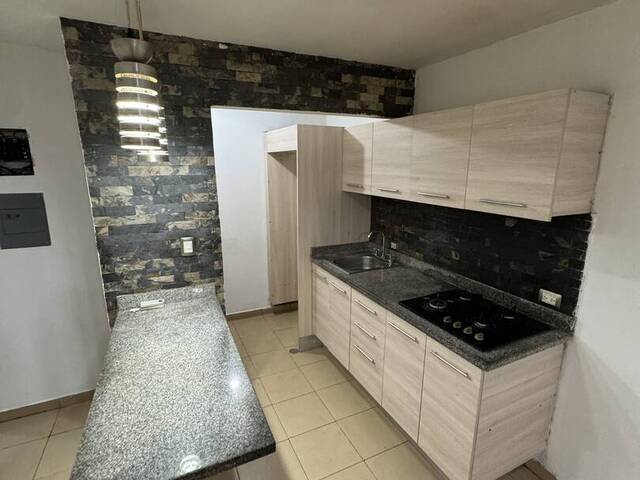 #323047 - Apartamento para Alquiler en San Diego - G