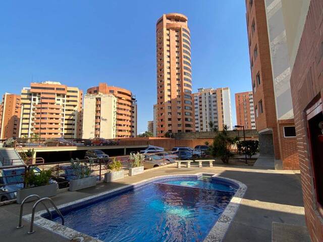 Apartamento para Alquiler en Valencia - 2