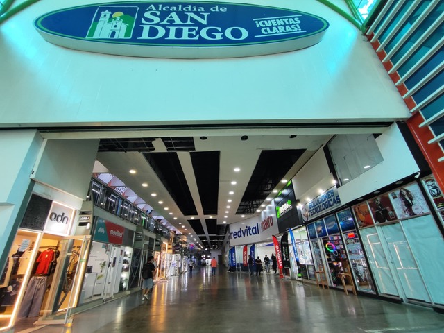 #323798 - Local / Casa Comercial para Alquiler en San Diego - G