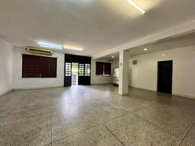 Local / Casa Comercial para Alquiler en Valencia - 2