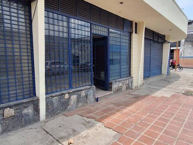 Local / Casa Comercial para Alquiler en Valencia - 2