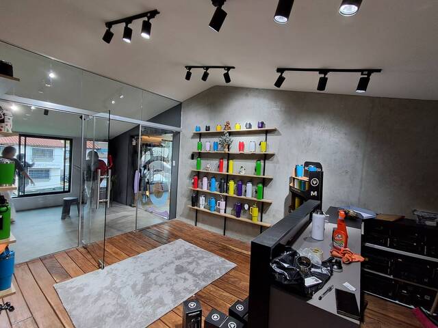 Local / Casa Comercial para Alquiler en Valencia - 2