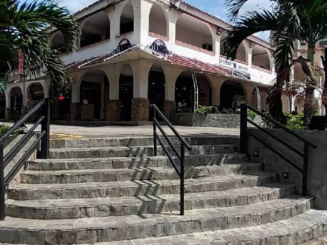 Local / Casa Comercial para Venta en Valencia - 2