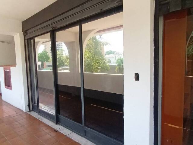 Local / Casa Comercial para Venta en Valencia - 3