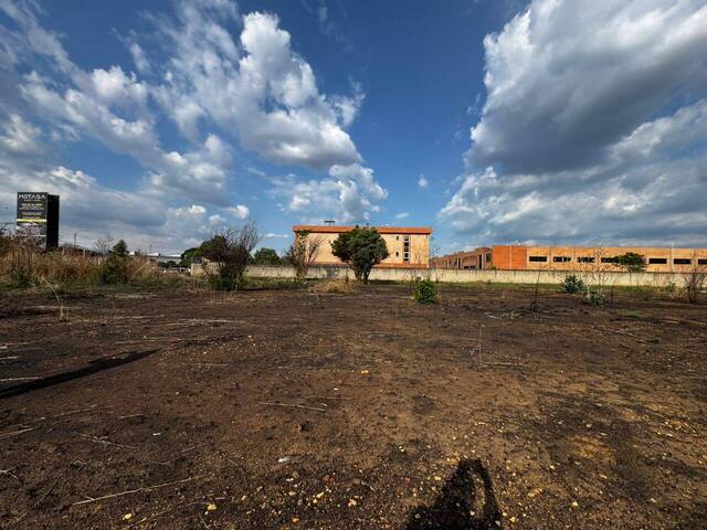 Terreno para Venta en Valencia - 2