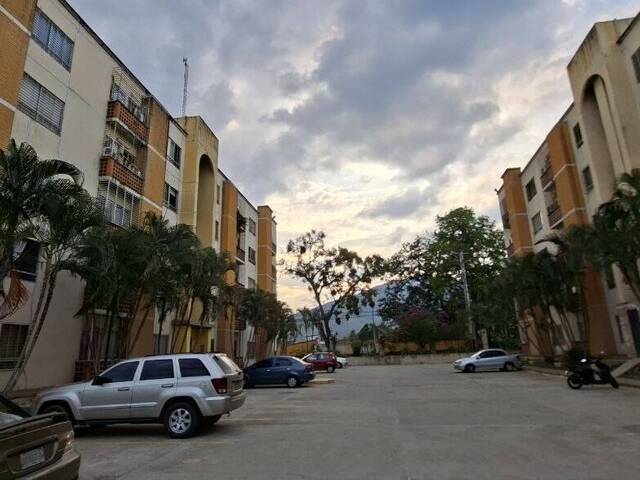 Venta en Valles del Nogal - San Diego