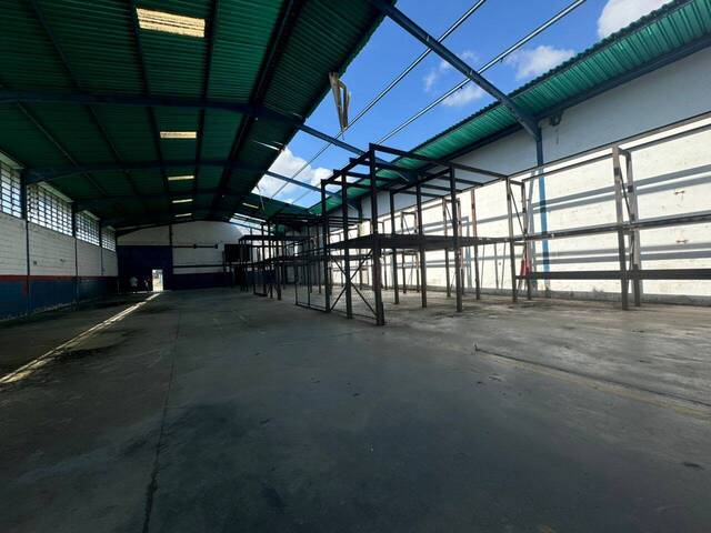 Galpón para Venta en Los Guayos - 4