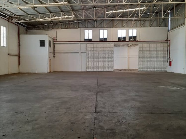 Galpón para Venta en Valencia - 4