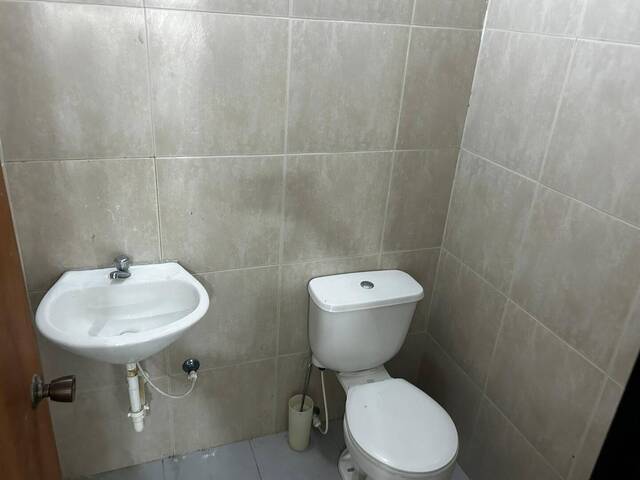 Local / Casa Comercial para Venta en Valencia - 2