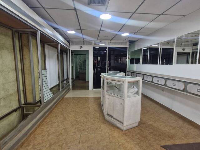 Local / Casa Comercial para Alquiler en Valencia - 4