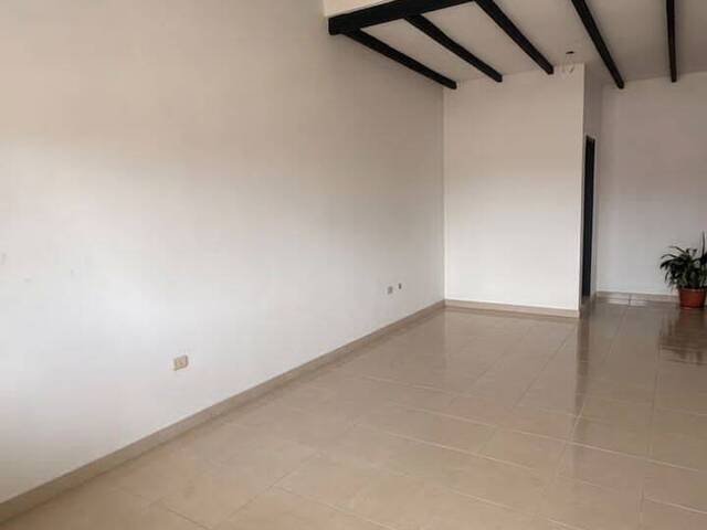 #326796 - Local / Casa Comercial para Alquiler en Valencia - G