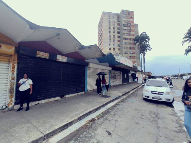 Local / Casa Comercial para Venta en Valencia - 4