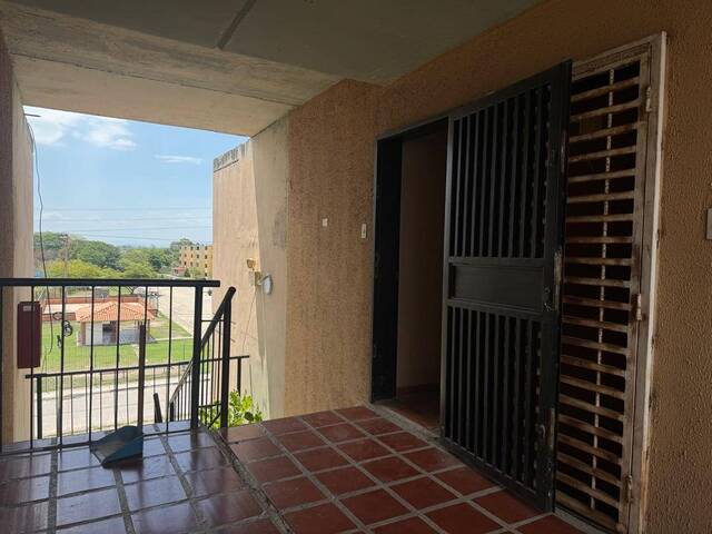 #327209 - Apartamento para Venta en Los Guayos - G