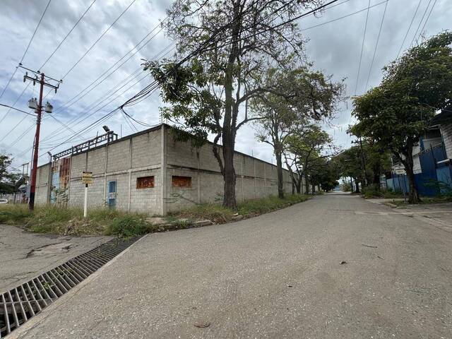 Galpón para Venta en Valencia - 4